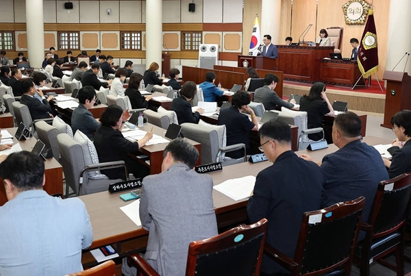 민경선 고양시장, 시정질문서 고양시 신청사 및 경제자유구역 추진 로드맵 밝혀