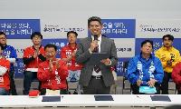 파주시민네트워크, 여야 시장후보 등 출마자 참석 '매니페스토 이행 협약식' 개최